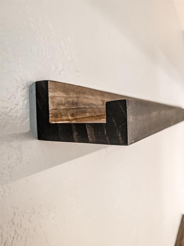 picture-ledge-shelf-diy-project