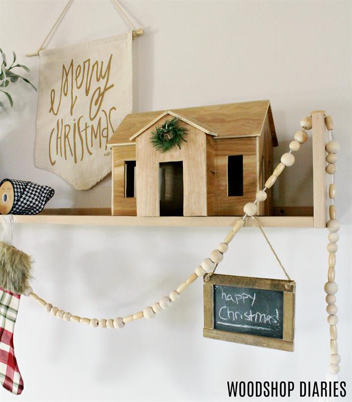 scandi-christmas-shelf
