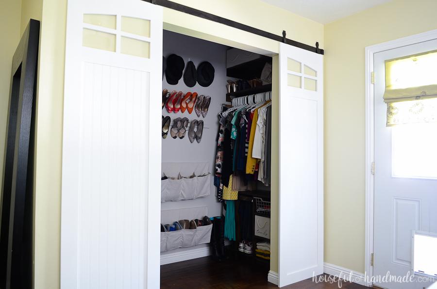 sliding-closet-doors-with-windows-1