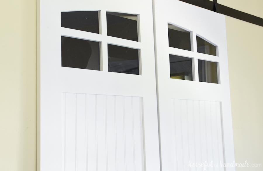 sliding-closet-doors-with-windows-3