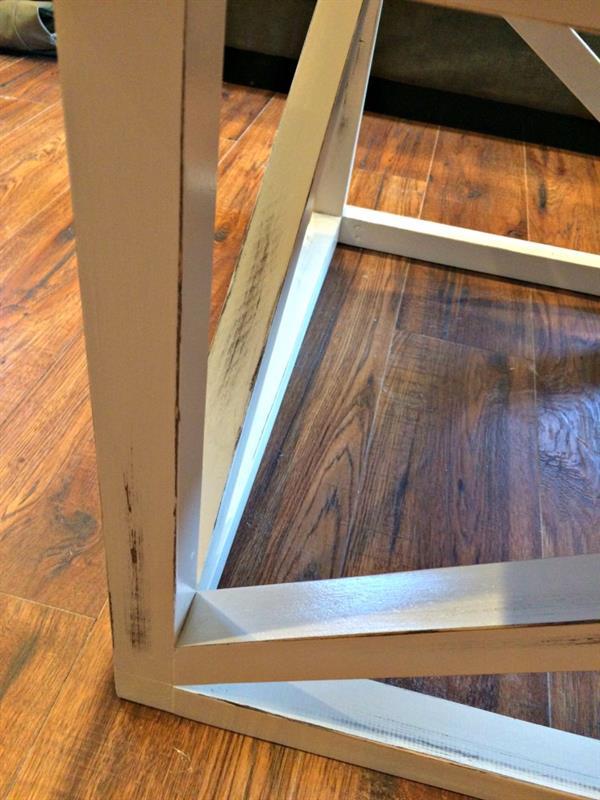 table-bottom1