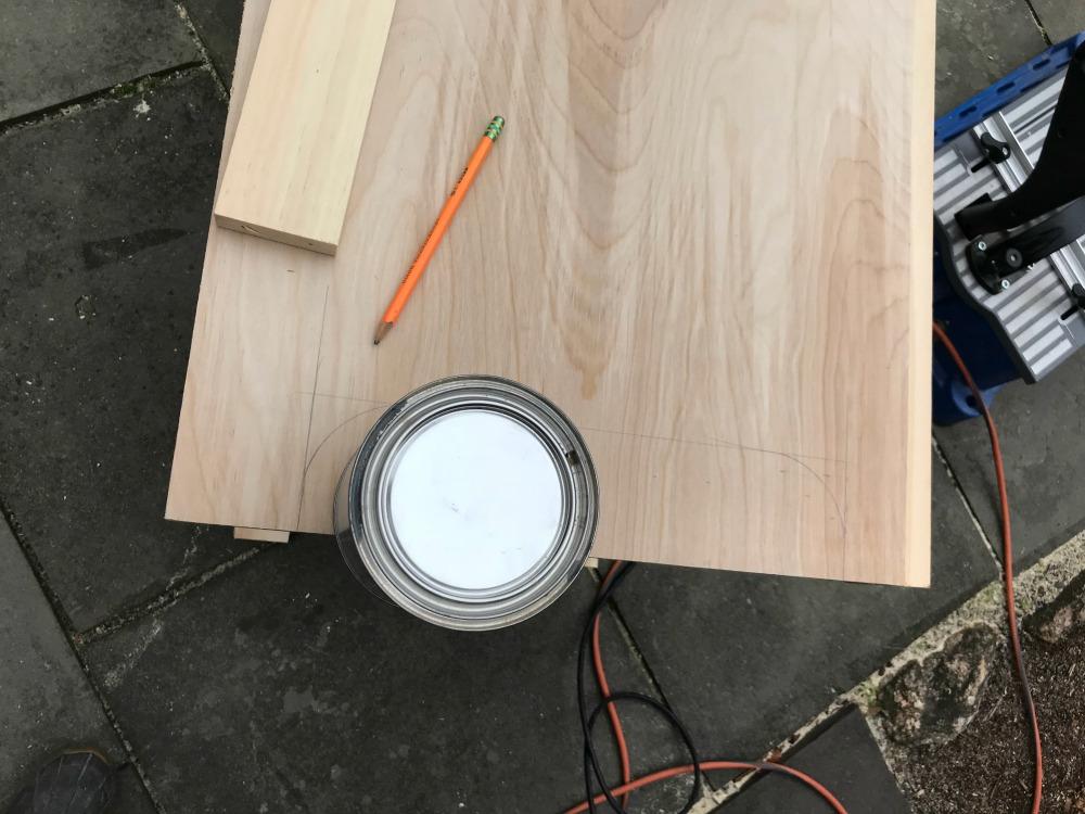 tall-cupboard-marking-curve