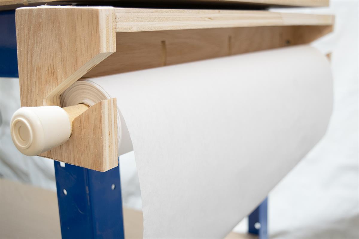workbench-paper-dispenser-mounted