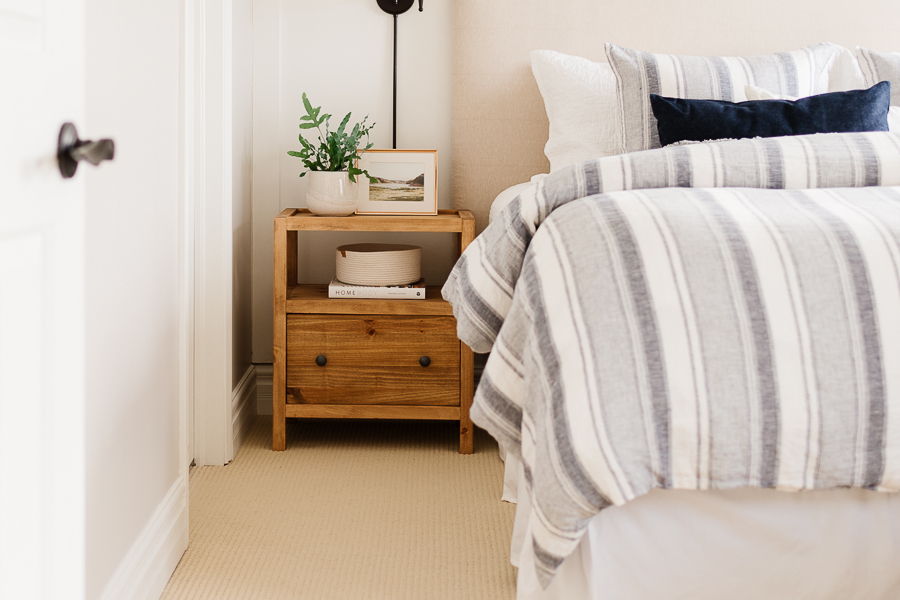 nightstand-building-plans-7888-900x600