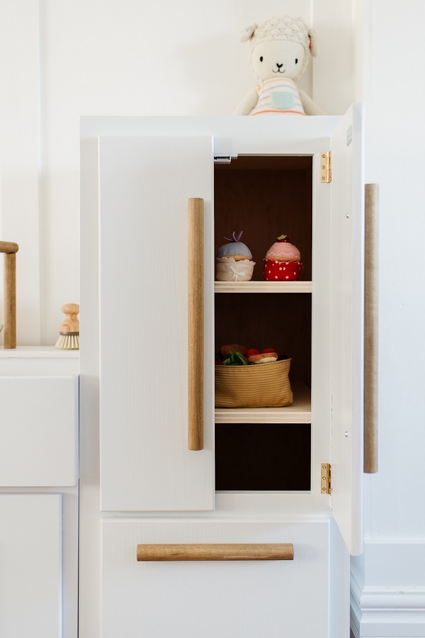 diy-wood-play-kitchen-8491
