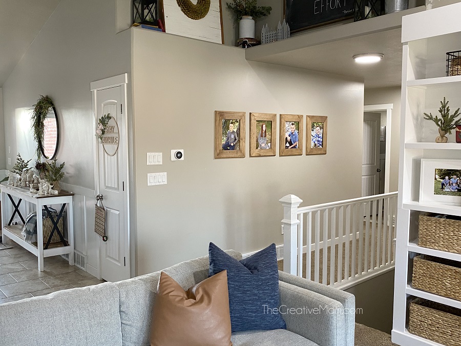 hallway-picture-frames