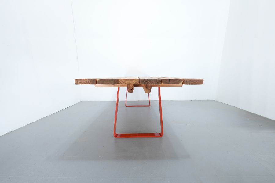 table-red-legs-main-2