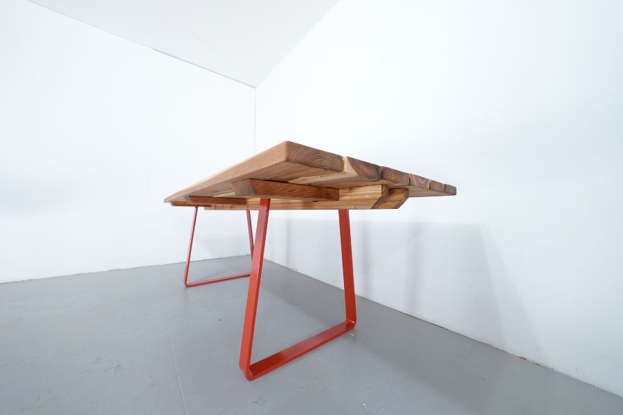 table-red-legs-main-3