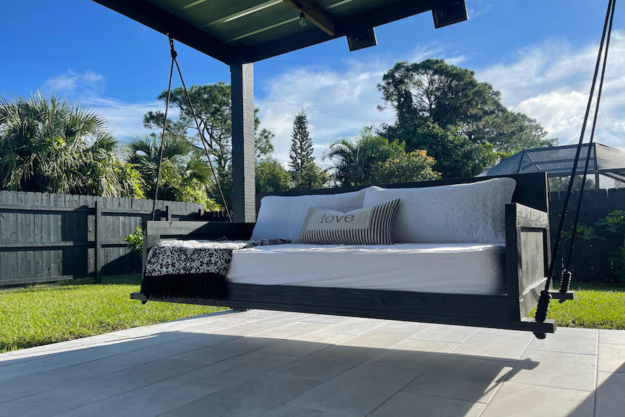 swing-bed-image