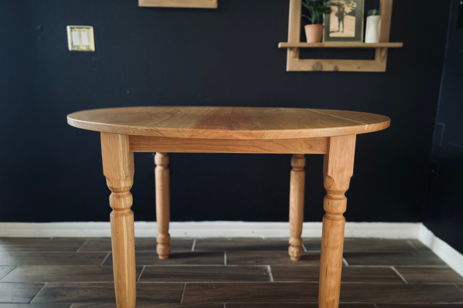 Round Kitchen Table