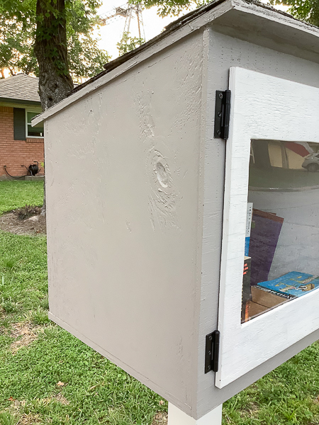 amber-oliver-little-library-1