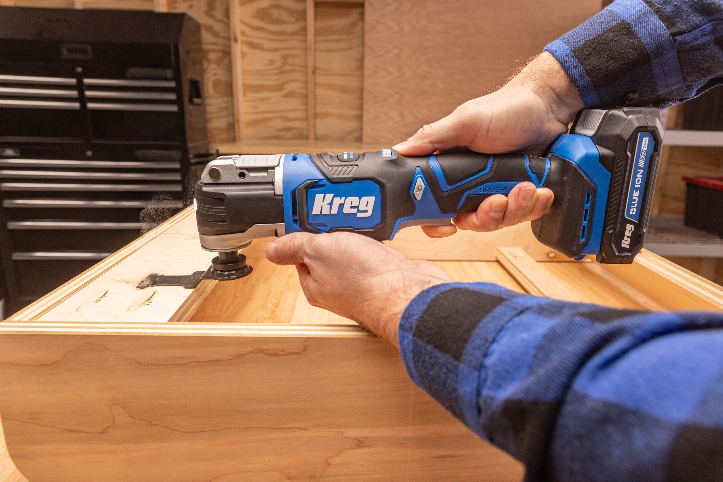 oscillating multi-tool uses
