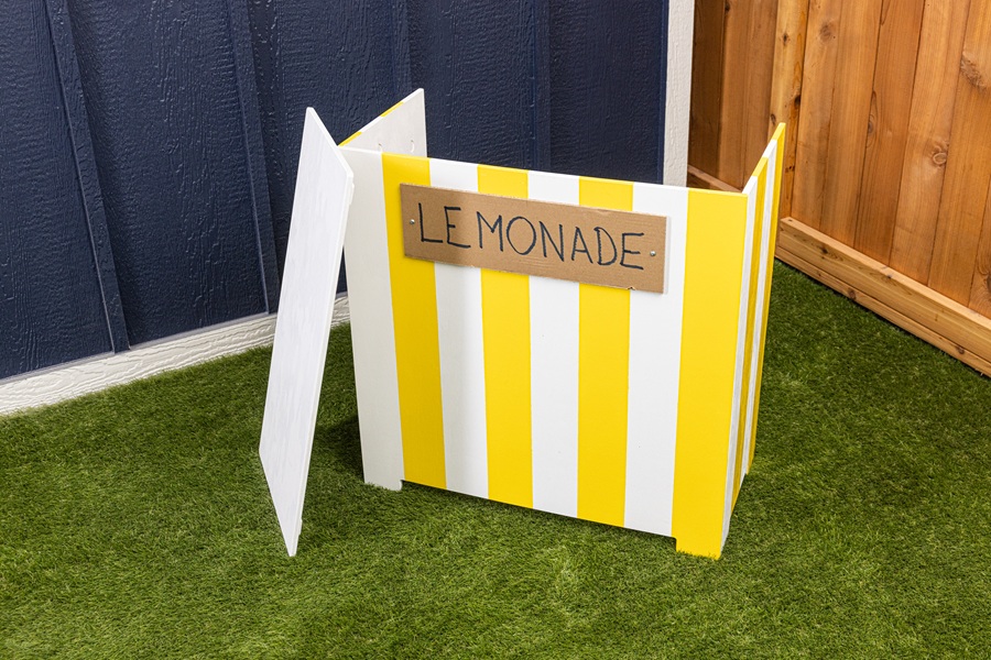 lemonade-stand-2
